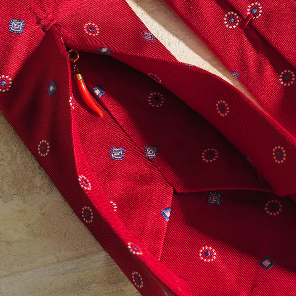 Pánská kravata ANTORINI, červená s talismanem pro štěstí-ANTORINI®